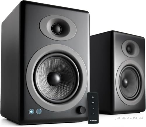 Audioengine A5+ (Plus) 230 W aktiv hyllhögtalare inbyggd analog förstärkare Skrivbordshögtalare med fjärrkontroll RCA och 3,5 mm uttagingångar Kabel ingår (svart) 819955230062