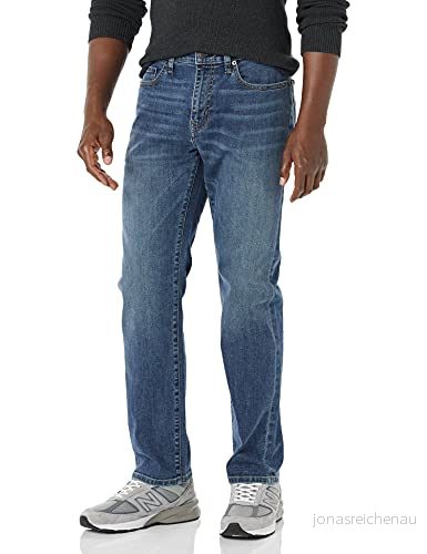 Amazon Essentials mäns rak passform hög stretchjeans, medium tvätt, 30 B x 29 L 195111631981