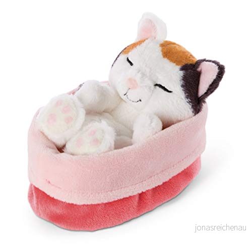 Gosedjuret Katten Sleeping Kitties 12 cm, gräddfärgad, i en rödrosa korg 4012390480856