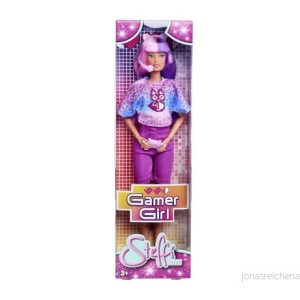 Simba 105733704 Steffi LOVE TV spel Bär en Cool Outfit med Hörlurar och Spelkontroll, 29 cm, Från 3 år 4006592092856 Simba 105733704 Steffi LOVE TV spel Bär en Cool Outfit med Hörlurar och Spelkontroll, 29 cm, Från 3 år 4006592092856